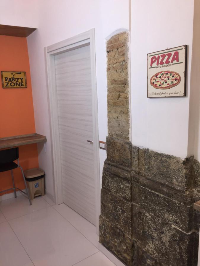 ナポリL'Antico Borgo Angioinoアパートメント エクステリア 写真